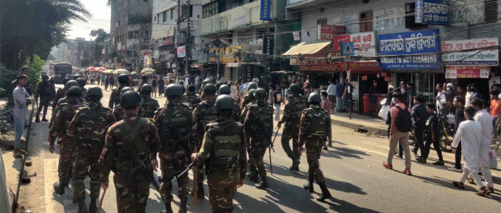 মোহাম্মদপুরে অটোরিকশা চালকদের সড়ক অবরোধ rickshaw